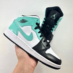 Nike Air Jordan 1 Mid
